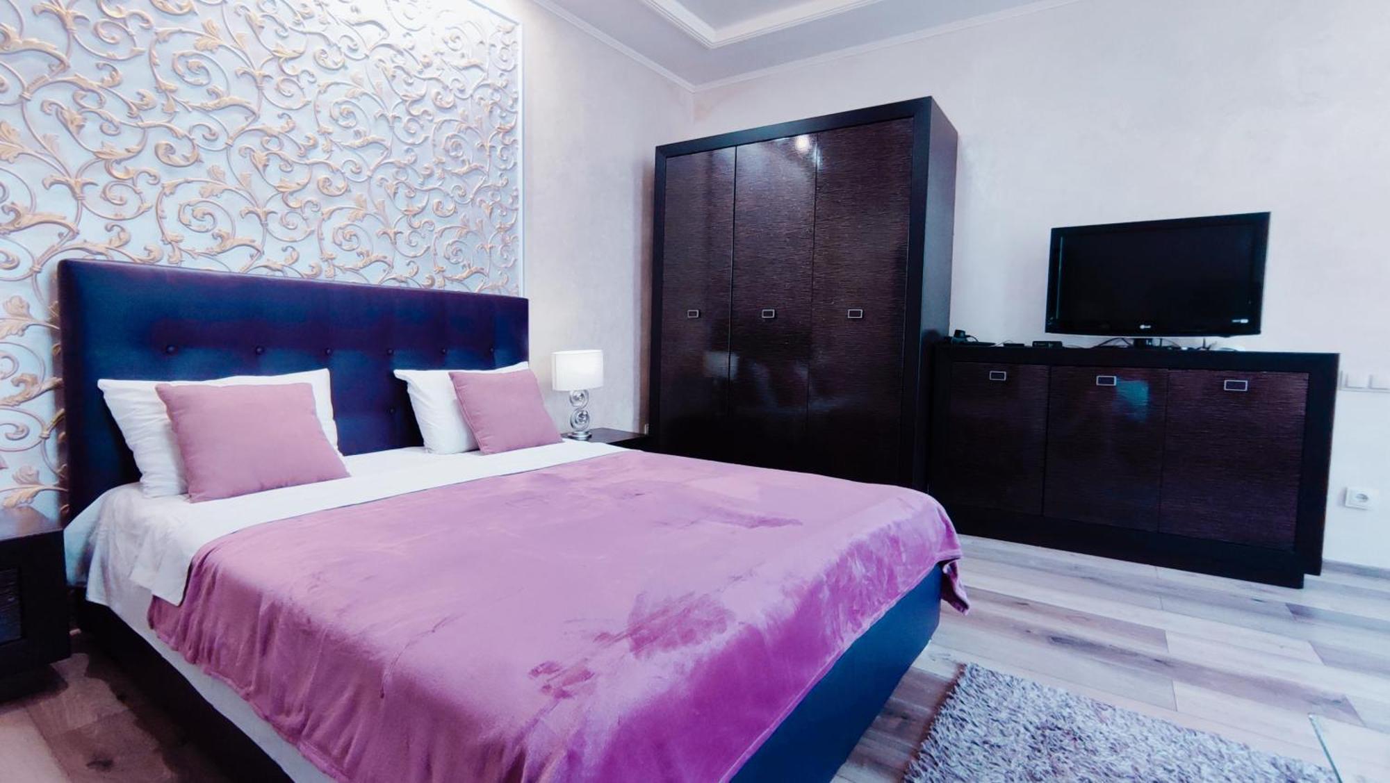 Best Apartment Plosha Rynok Lviv Exteriör bild