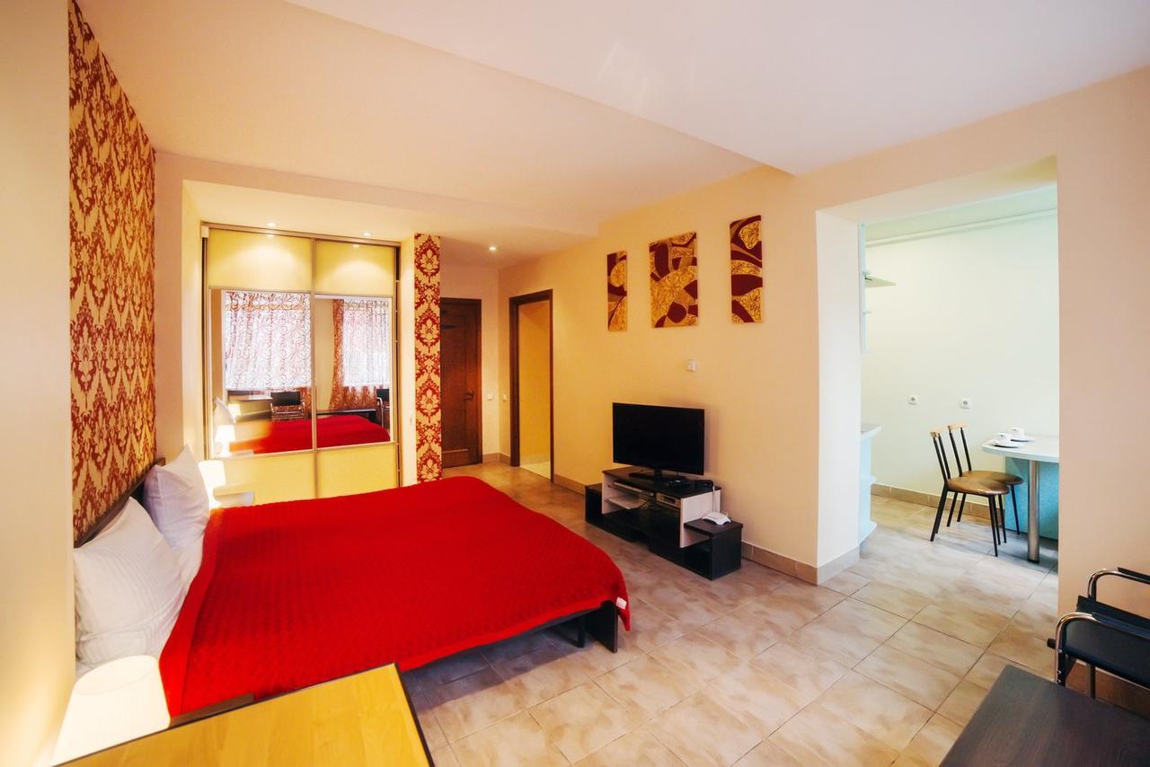Best Apartment Plosha Rynok Lviv Exteriör bild
