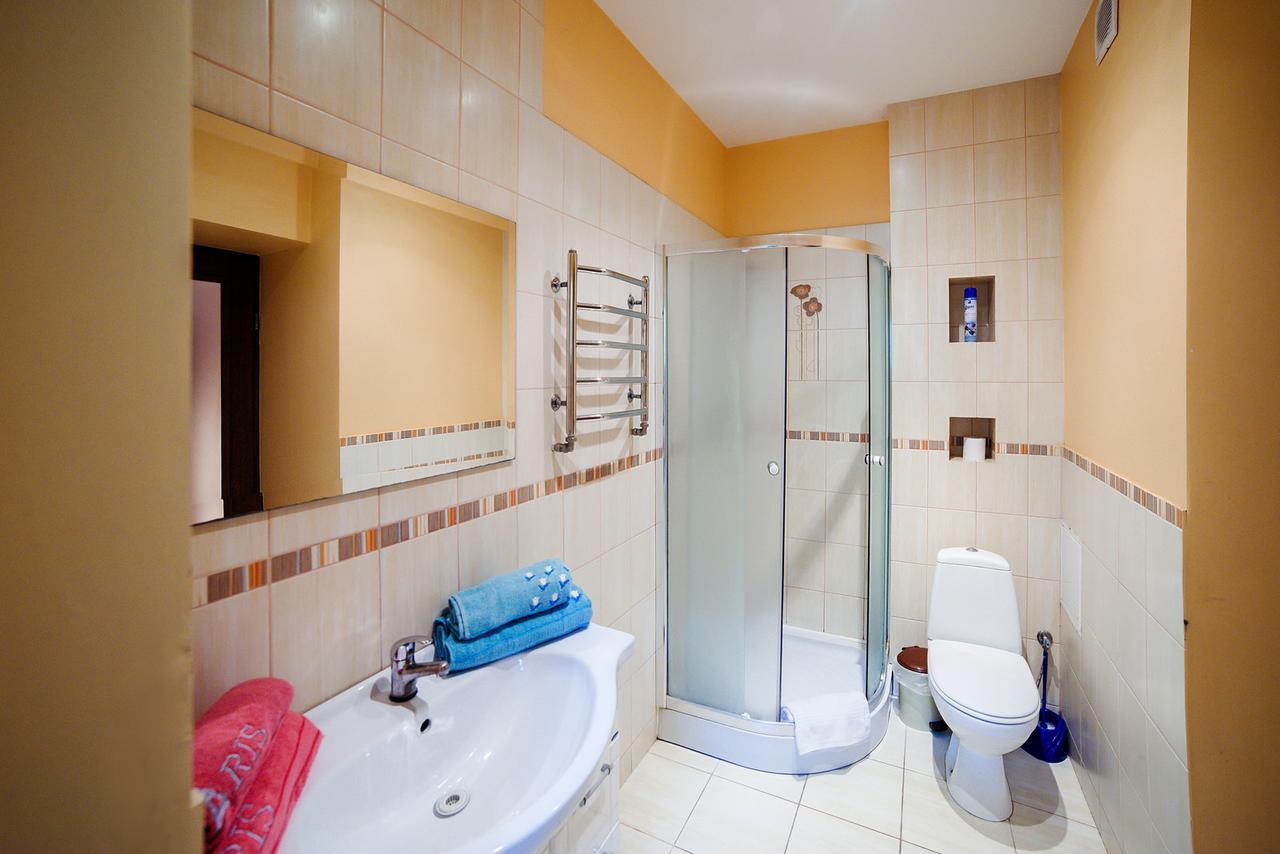 Best Apartment Plosha Rynok Lviv Exteriör bild